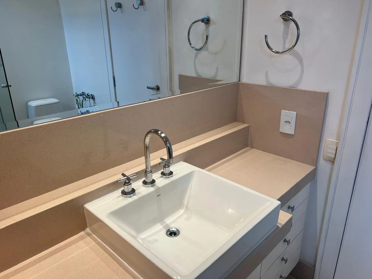 Exquisites Penthouse mit privatem Dach-Spa in Joao Paulo Florianópolis