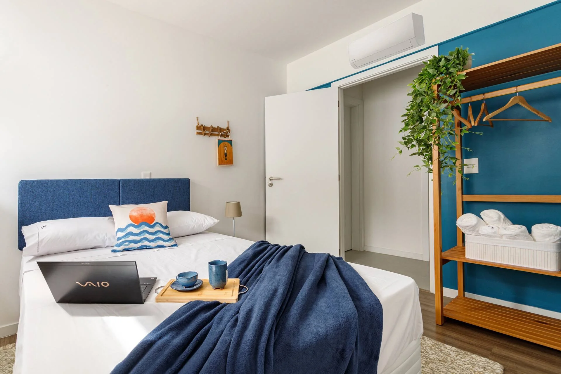 Refined Apartment with Gourmet Balcony at Home Cacupé in Florianópolis