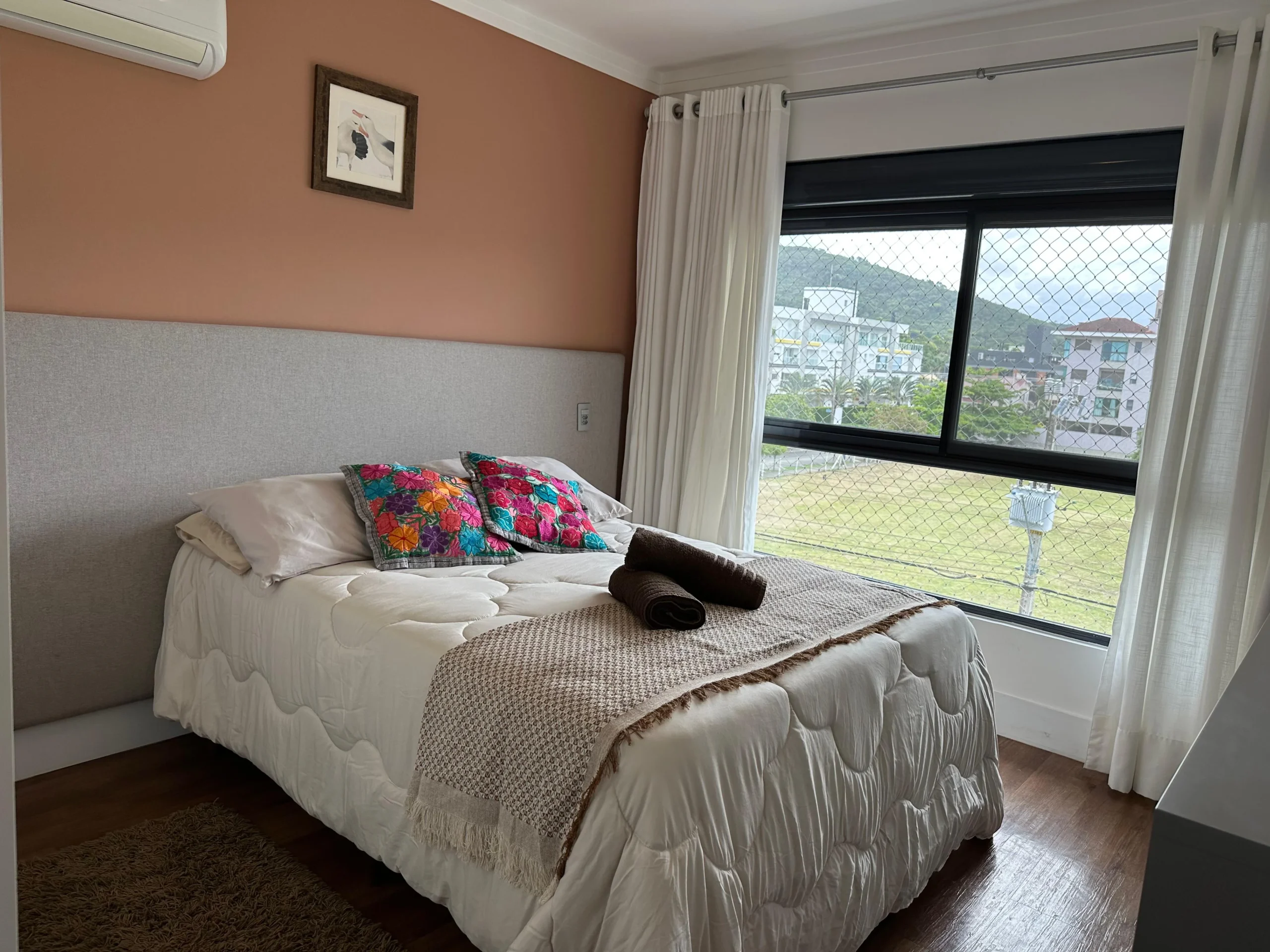 Refined Coastal Residence with Beach Access in Novo Campeche