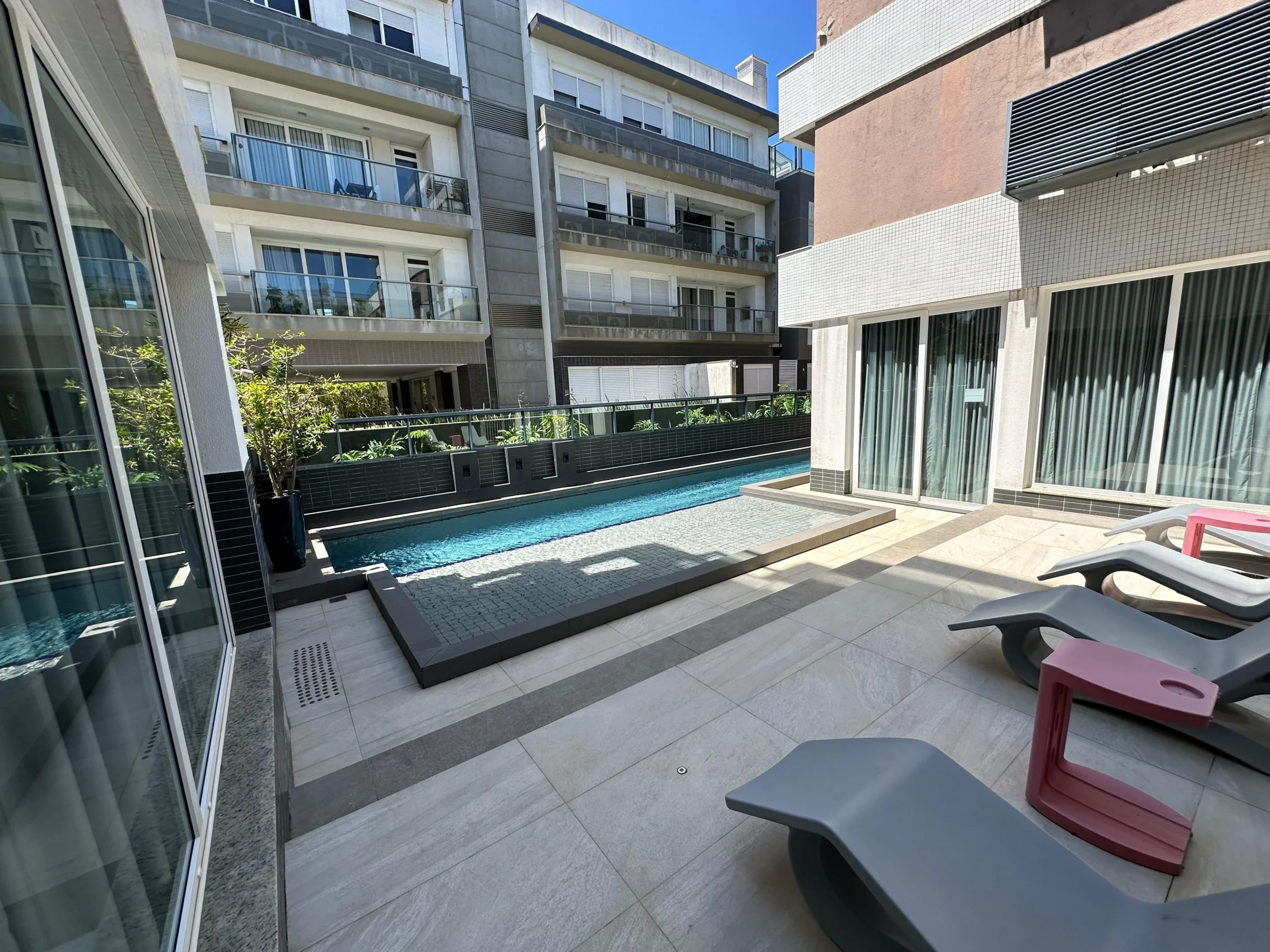 Refined Coastal Residence with Beach Access in Novo Campeche