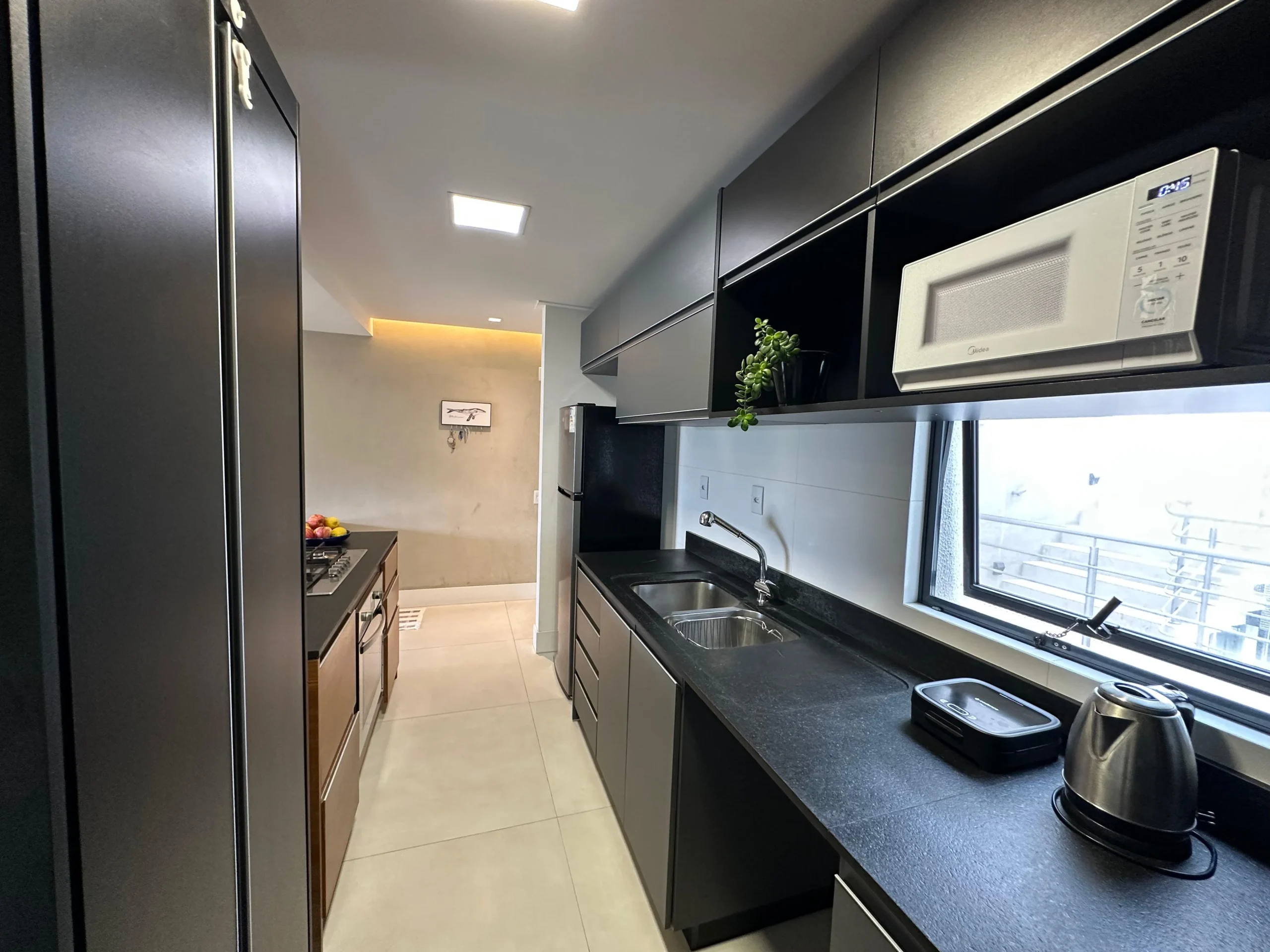 Refined Coastal Residence with Beach Access in Novo Campeche