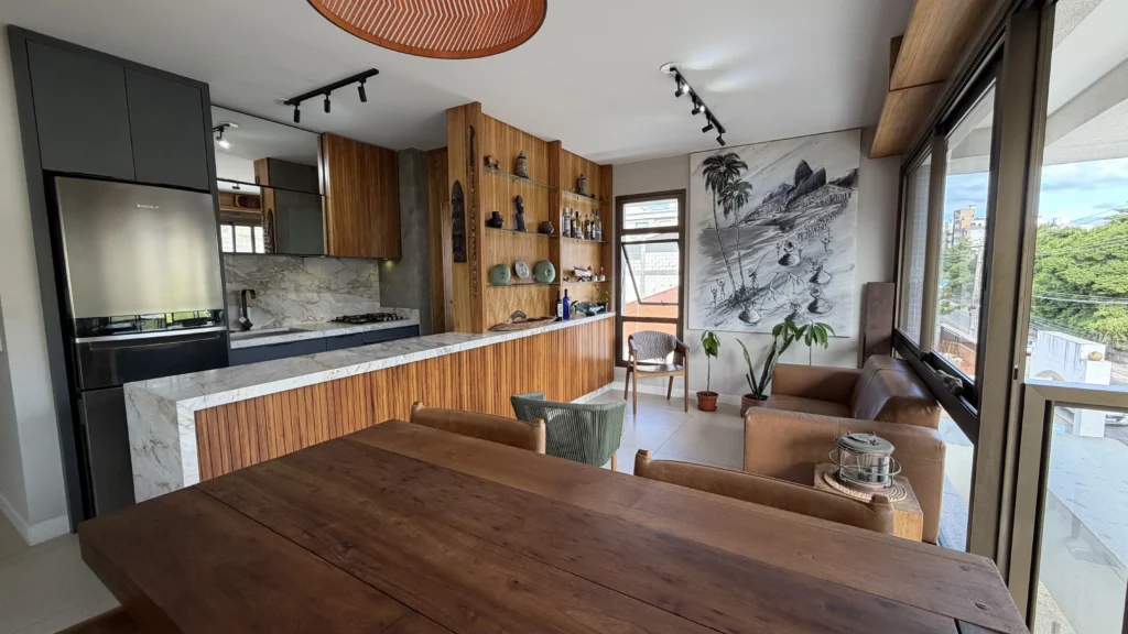 Belvedere Beach Garden: Refined Coastal Sanctuary with Panoramic Vistas in Ingleses Norte