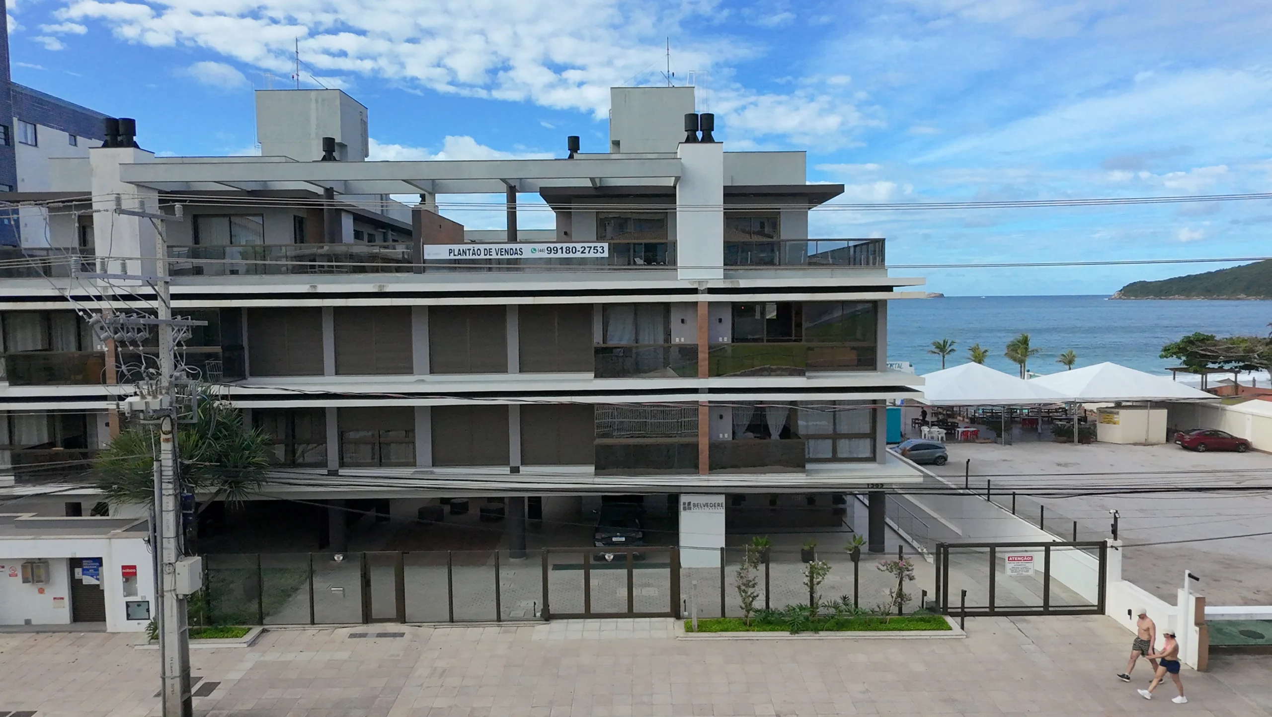 Belvedere Beach Garden: Refined Coastal Sanctuary with Panoramic Vistas in Ingleses Norte