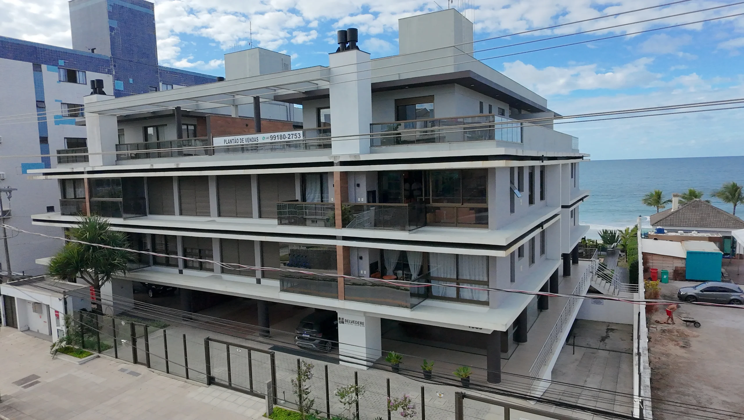 Belvedere Beach Garden: Refined Coastal Sanctuary with Panoramic Vistas in Ingleses Norte