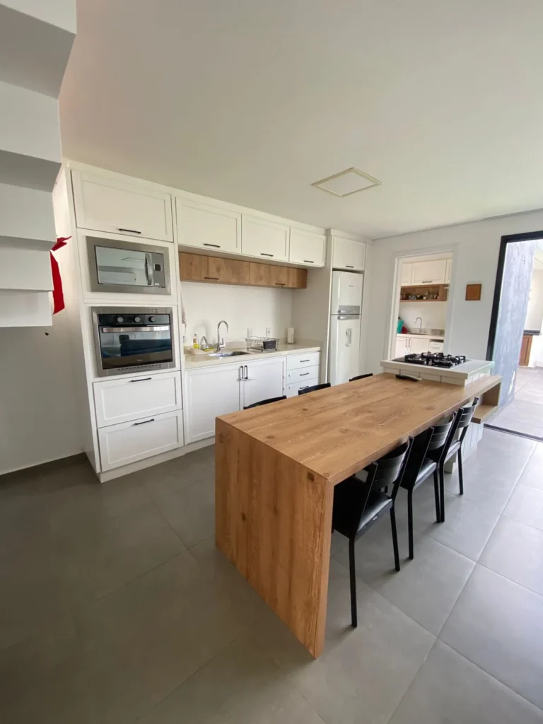 3-Bedroom House in Ingleses Norte, Florianópolis – Near Beach, 2 Suites, 164m² - Image 19 | Rocks Investments