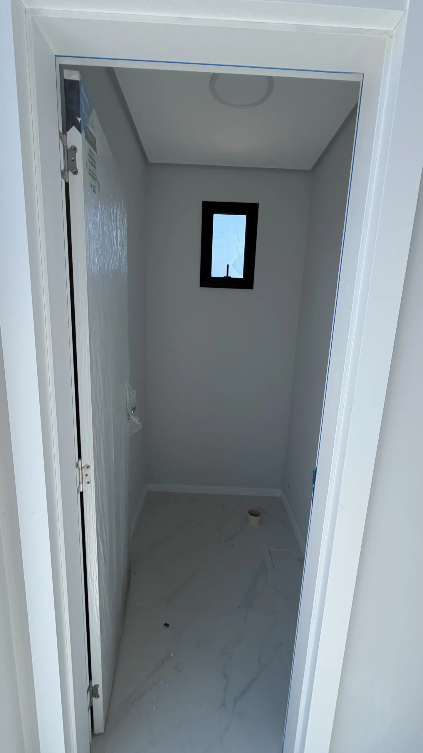 Stunning Residence with Voluminous Living in Canasjurerê