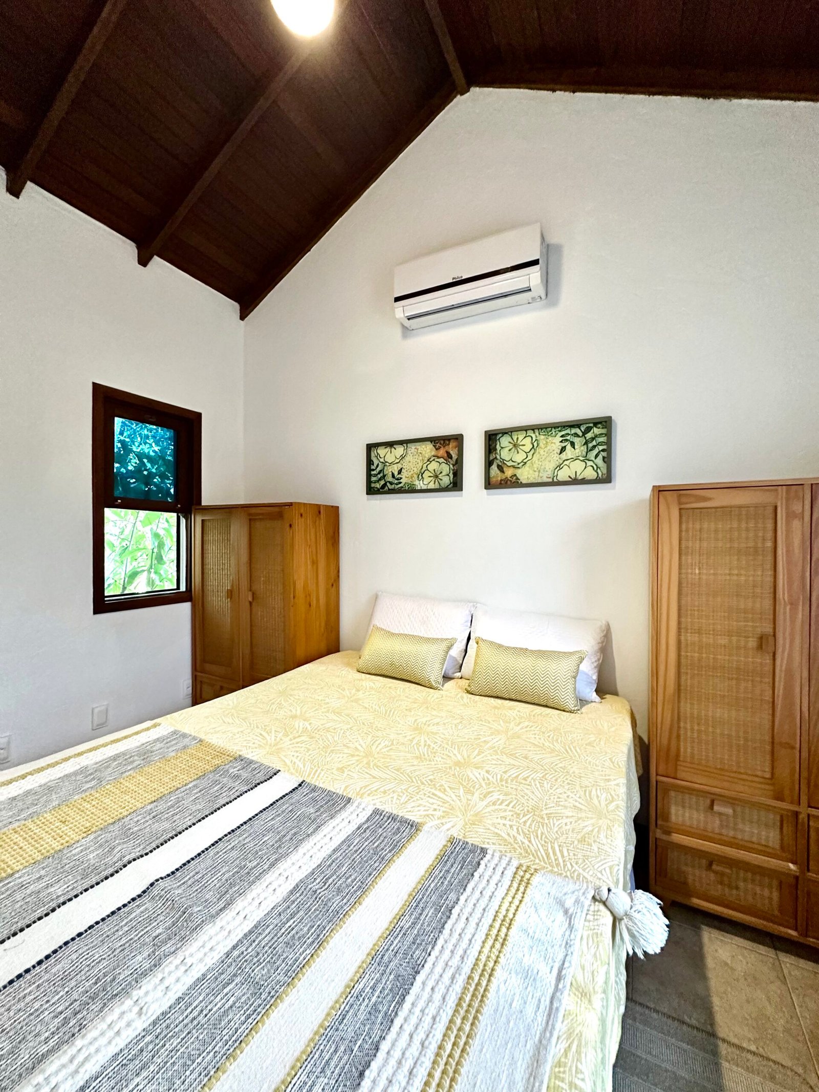 Luxury Eco Estate with 4 Furnished Homes on 6,400m² in Florianópolis – Income & Lifestyle Opportunity