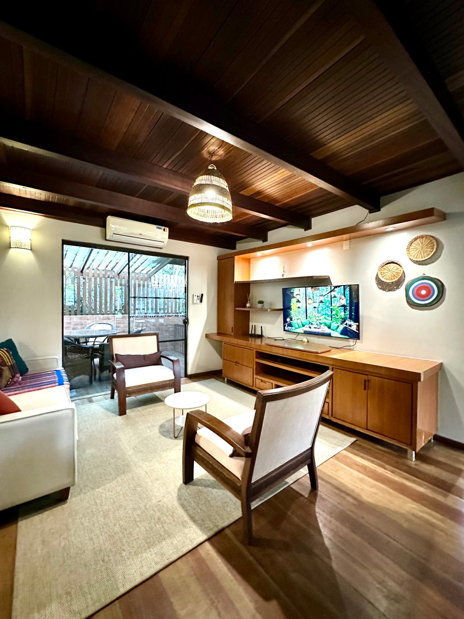 Luxury Eco Estate with 4 Furnished Homes on 6,400m² in Florianópolis – Income & Lifestyle Opportunity