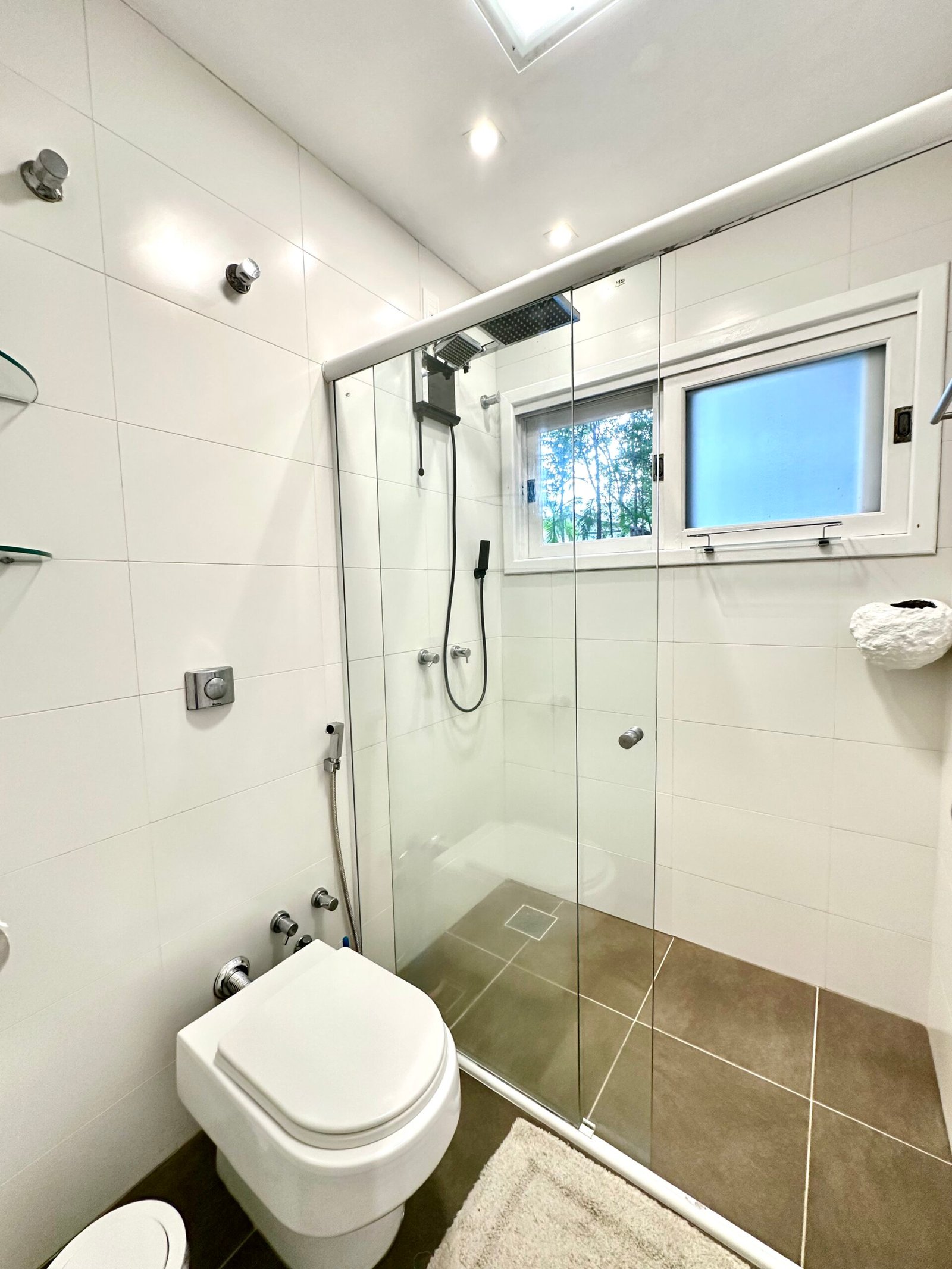 Luxury Eco Estate with 4 Furnished Homes on 6,400m² in Florianópolis – Income & Lifestyle Opportunity