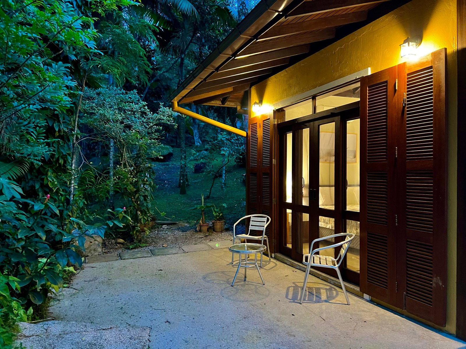 Luxury Eco Estate with 4 Furnished Homes on 6,400m² in Florianópolis – Income & Lifestyle Opportunity